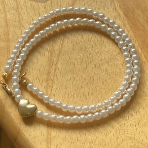 Gold heart pearl necklace